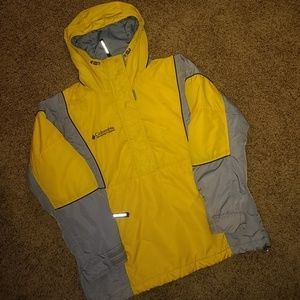 Columbia womens like new warm jacket